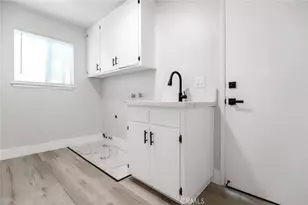 1828 S Hillcrest, Visalia, CA 93292 - Photo 19