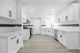 1828 S Hillcrest, Visalia, CA 93292 - Photo 9