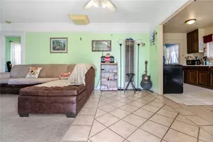 414 W Cameron, Hanford, CA 93230 - Photo 3