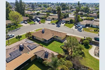 2505 Courtleigh, Bakersfield, CA 93309 - Photo 9