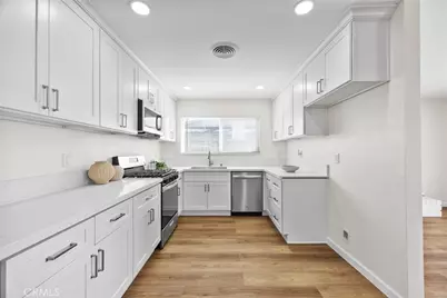 7309 Cedarcrest Avenue, Bakersfield, CA 93308 - Photo 35