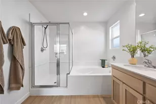 807 Potts Pt Wy, Bakersfield, CA 93307 - Photo 19