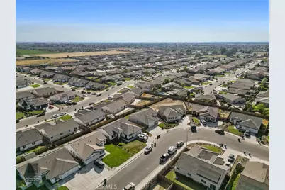 807 Potts Point Way, Bakersfield, CA 93307 - Photo 47