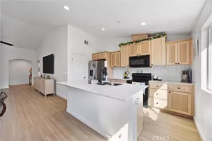 807 Potts Pt Wy, Bakersfield, CA 93307 - Photo 13