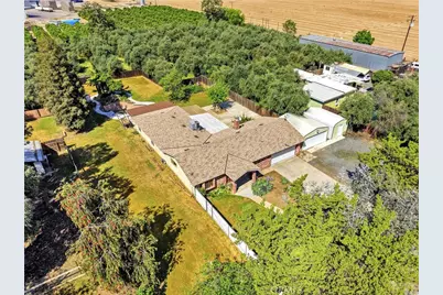 24053 Road 212, Lindsay, CA 93247 - Photo 9