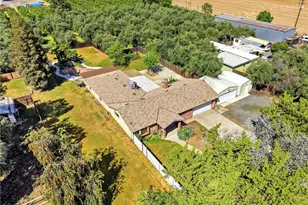 24053 Rd 212, Lindsay, CA 93247 - Photo 9