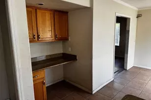 18117 Seine Ave, Artesia, CA 90701 - Photo 7