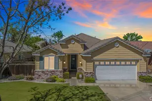 331 Hollyhill Dr, Bakersfield, CA 93312 - Photo 5