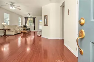 331 Hollyhill Dr, Bakersfield, CA 93312 - Photo 7