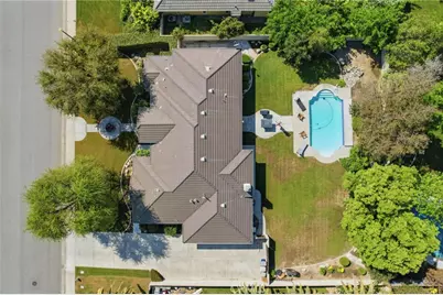 1311 Dunaire, Bakersfield, CA 93312 - Photo 9