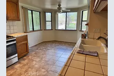 30081 Jamaica Dunes Drive, Tehachapi, CA 93561 - Photo 15