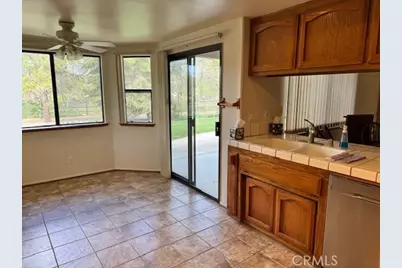 30081 Jamaica Dunes Drive, Tehachapi, CA 93561 - Photo 11