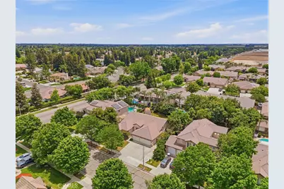 6111 W Pryor Avenue, Visalia, CA 93277 - Photo 11