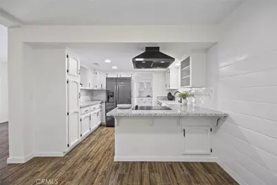 4201 Charter Oaks Avenue, Bakersfield, CA 93309 - Photo 9