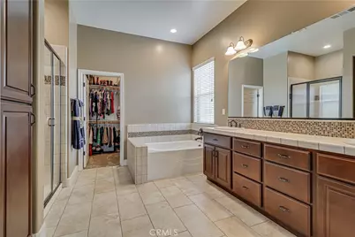 701 Christensen Court, Bakersfield, CA 93314 - Photo 15