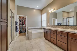 701 Christensen Ct, Bakersfield, CA 93314 - Photo 15