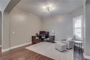 701 Christensen Ct, Bakersfield, CA 93314 - Photo 5