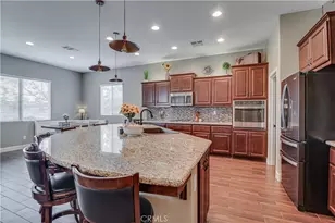 701 Christensen Ct, Bakersfield, CA 93314 - Photo 9