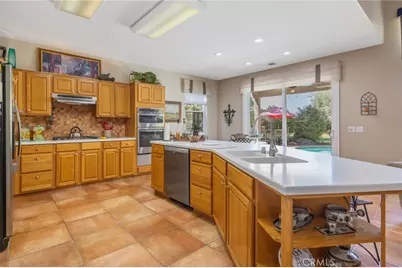 6030 W Country Court, Visalia, CA 93277 - Photo 27