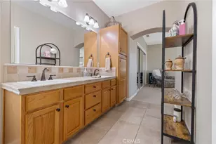 6030 W Country Ct, Visalia, CA 93277 - Photo 41