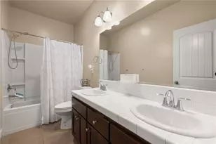 9500 Laurelwood Ct, Shafter, CA 93263 - Photo 33