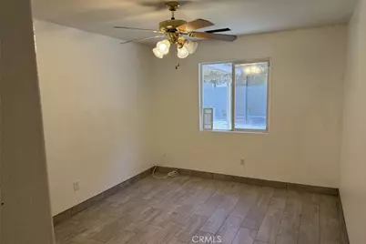 409 W Packwood, Visalia, CA 93277 - Photo 7