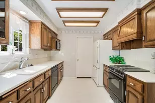 416 S Hawthorne, Lompoc, CA 93436 - Photo 5