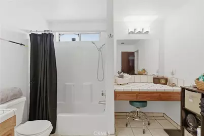 381 B, Arvin, CA 93203 - Photo 17