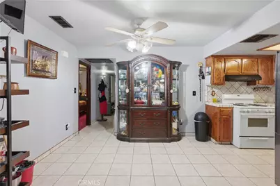 381 B, Arvin, CA 93203 - Photo 9