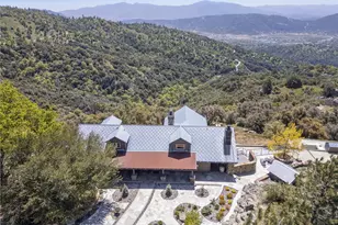 27241 Deertrail Dr, Tehachapi, CA 93561 - Photo 9