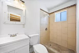 2417 Chester Ln, Bakersfield, CA 93304 - Photo 17