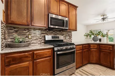 4670 N Constance, Fresno, CA 93722 - Photo 11