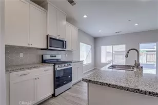 8400 Jean Anne St, Bakersfield, CA 93314 - Photo 13