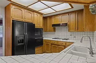 2065 Jenkins, Bakersfield, CA 93314 - Photo 13