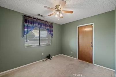 2065 Jenkins, Bakersfield, CA 93314 - Photo 11