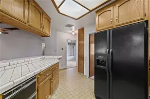 2065 Jenkins, Bakersfield, CA 93314 - Photo 19