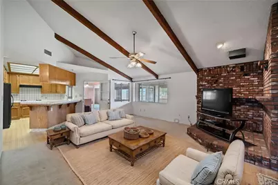 2065 Jenkins, Bakersfield, CA 93314 - Photo 7