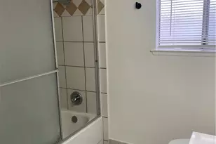 3136 W Austin Way, Fresno, CA 93722 - Photo 27