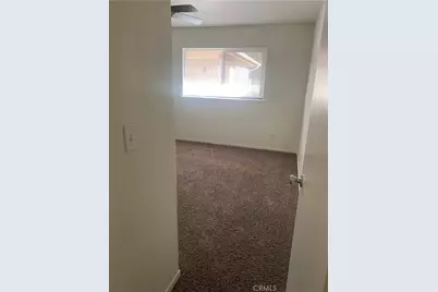 3136 W Austin Way, Fresno, CA 93722 - Photo 15