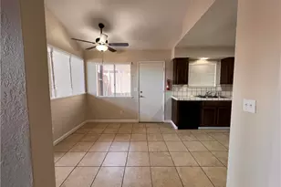 3136 W Austin Way, Fresno, CA 93722 - Photo 5