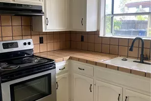 3136 W Austin Way, Fresno, CA 93722 - Photo 21