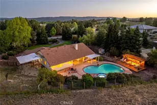 1590 Shiloh Pl, Templeton, CA 93465 - Photo 17
