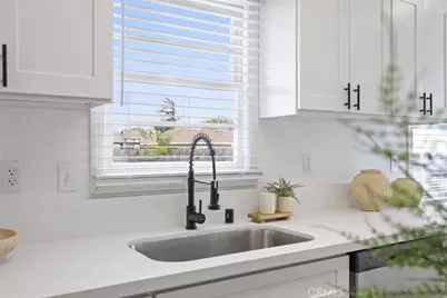 1308 El Rancho Drive, Bakersfield, CA 93304 - Photo 11