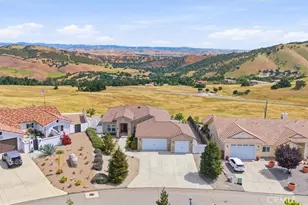 3180 Lakeside Village, Paso Robles, CA 93446 - Photo 11
