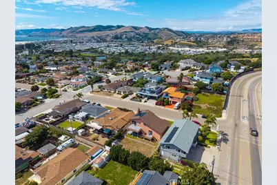 360 Ocean View Avenue, Grover Beach, CA 93433 - Photo 21