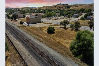 1490 Mission, San Miguel, CA 93451 - Photo 11