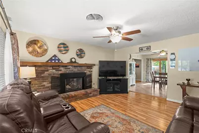 705 Elm, Tehachapi, CA 93561 - Photo 3