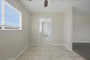 2540 Lynwood, Bakersfield, CA 93306 - Photo 11
