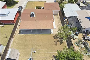 2540 Lynwood, Bakersfield, CA 93306 - Photo 29