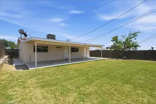 2540 Lynwood, Bakersfield, CA 93306 - Photo 3